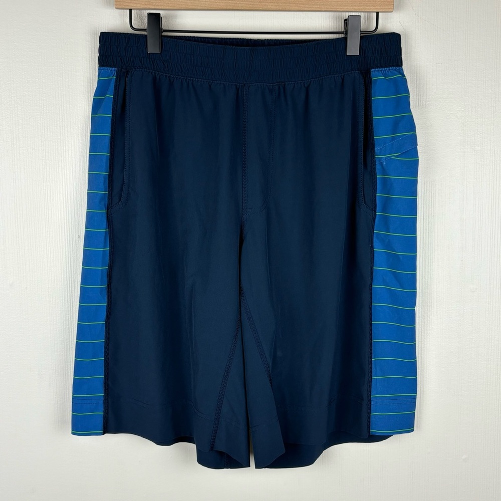 Lululemon Shorts Mens Large Blue Side Stripes 11” Stretch Unlined Lightweight